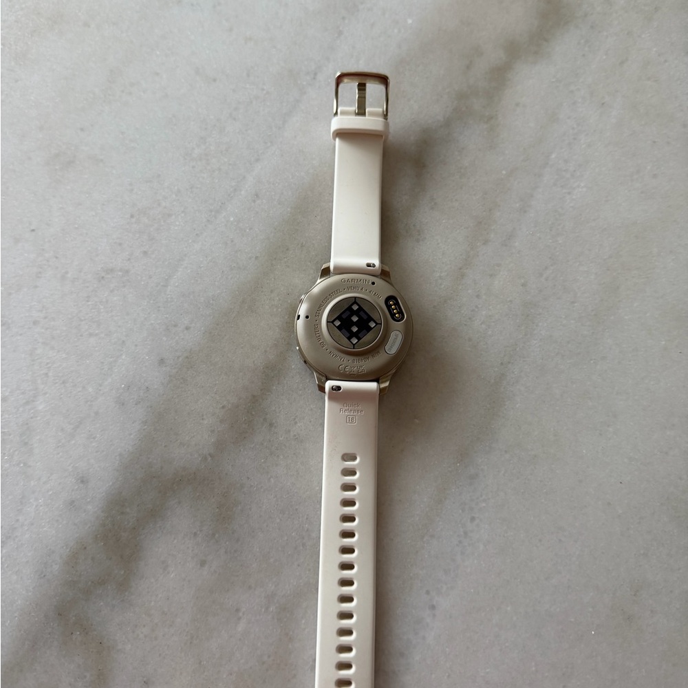 Garmin Venu 4 41MM - Picture 3 of 6